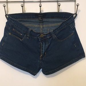 Forever 21 Short shorts